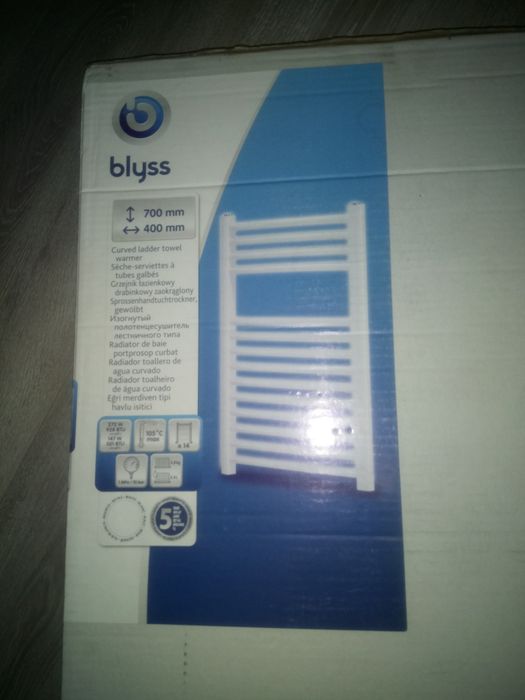 батарея змієвик Blyss у ванну кімнату