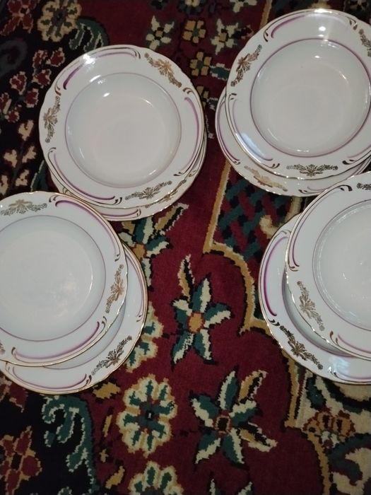 Продам нові тарілки глибокі великі