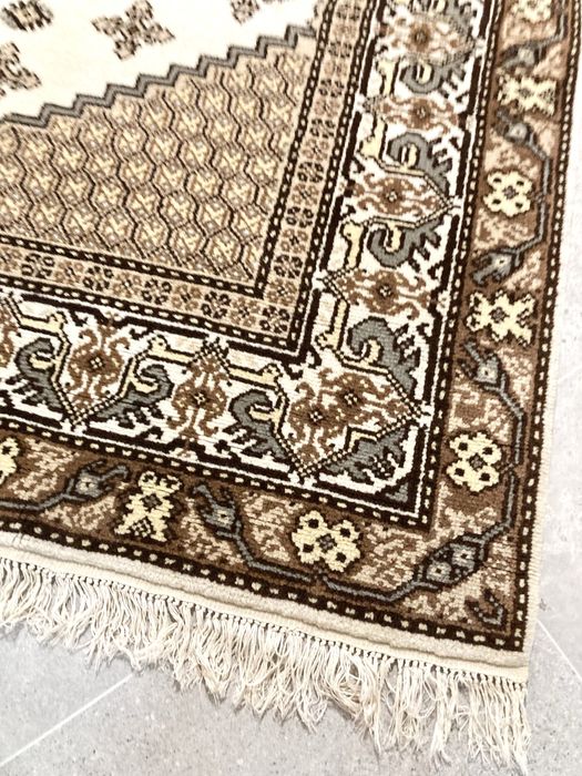 Oryginalny dywan tunezyjski wełniany ręcznie tkany 247x167 wyprany