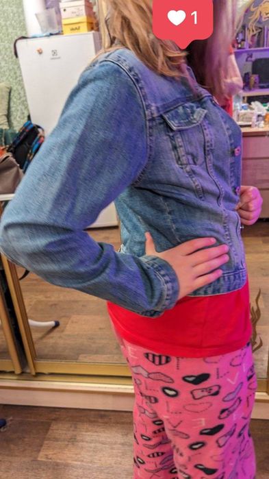 Курточки  для девочки б/у 8-9-10лет