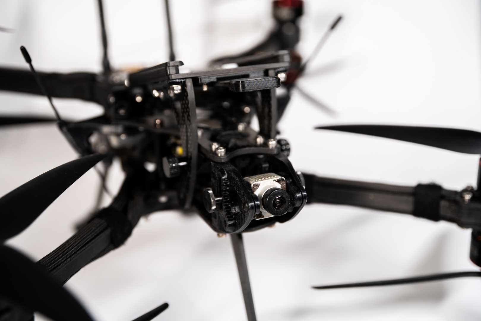 Cinelifter FPV La Mamba 9" + Baterie