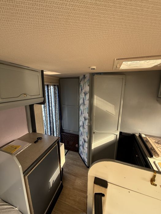 Camper Kamper Ford 2.5 diesel Markiza Solary Osobny Prysznic 4 osoby