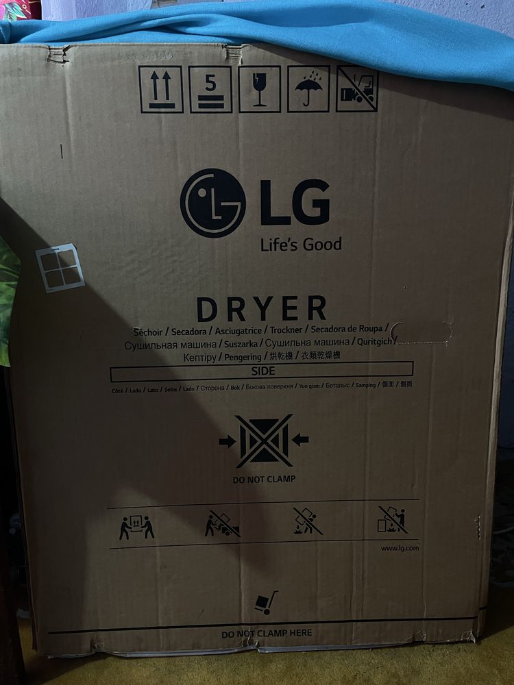 Сушильна машина LG RH10V9AV2W
