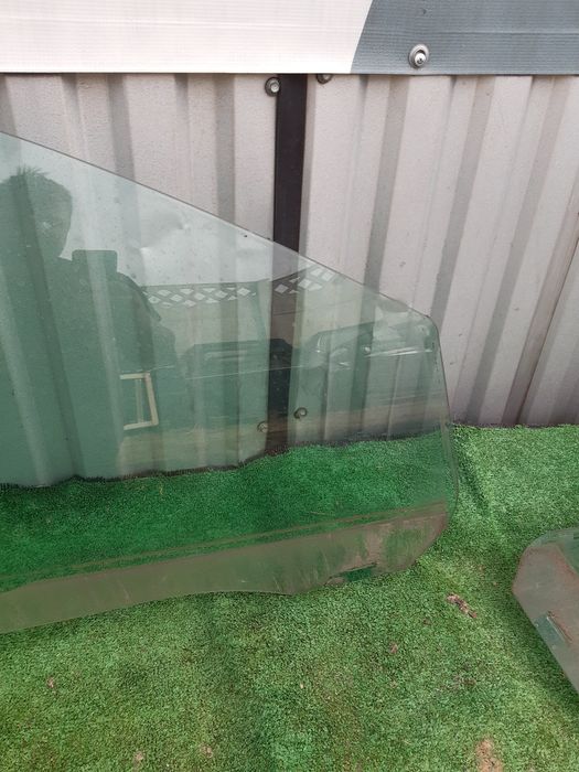 Szyba ford focus mk2 prawy przód drzwi