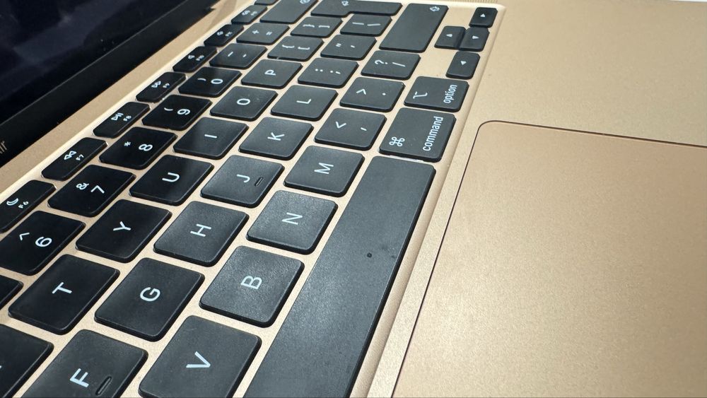 Macbook air M1 /8 gb ram/Ssd 256 gb PINK