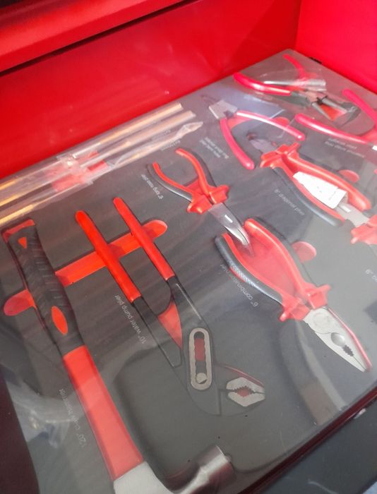 PROMOÇÃO Só até fim do mês Carrinho de ferramentas