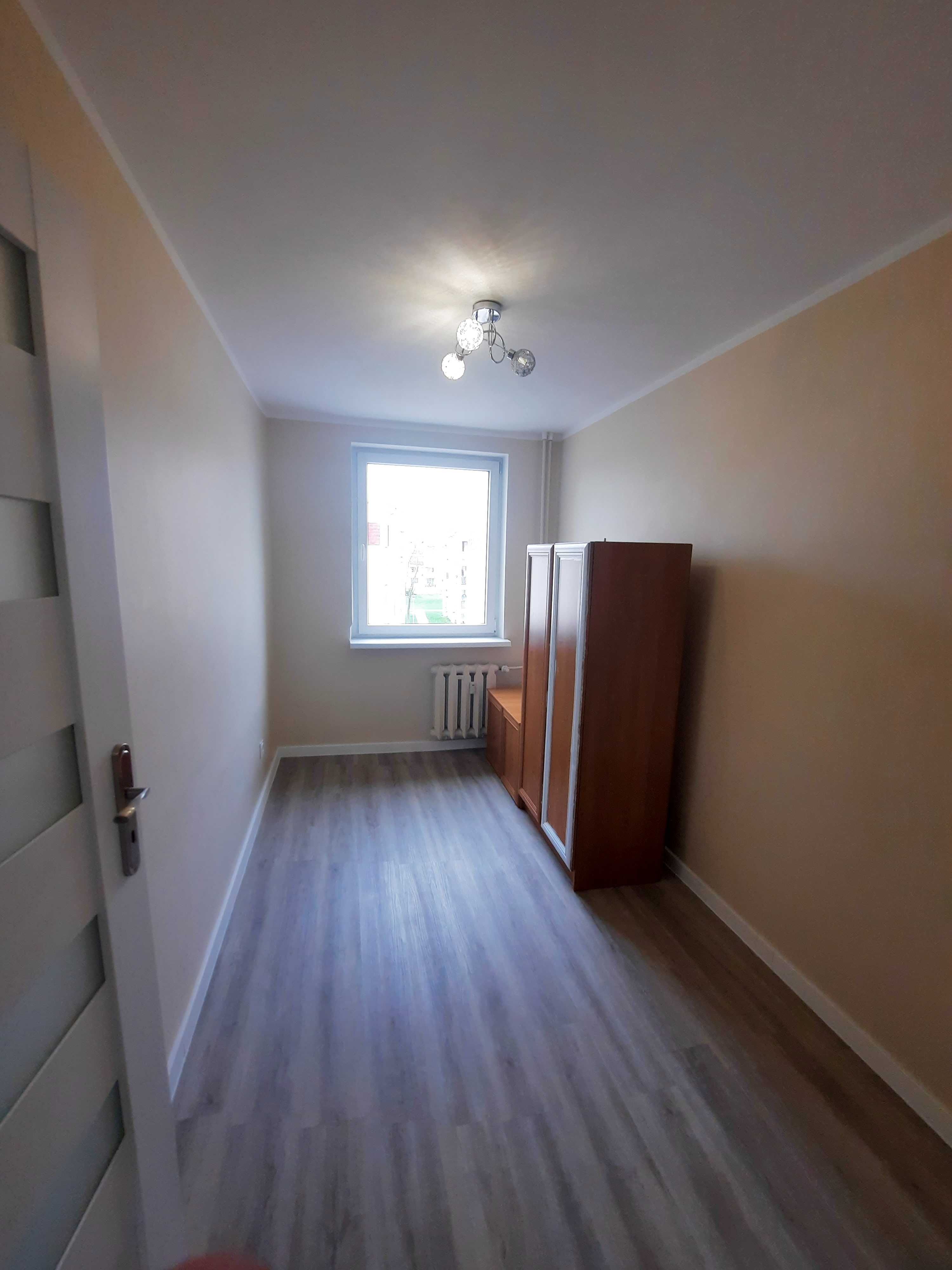 3 pokoje oś. Konstytucji 3 Maja