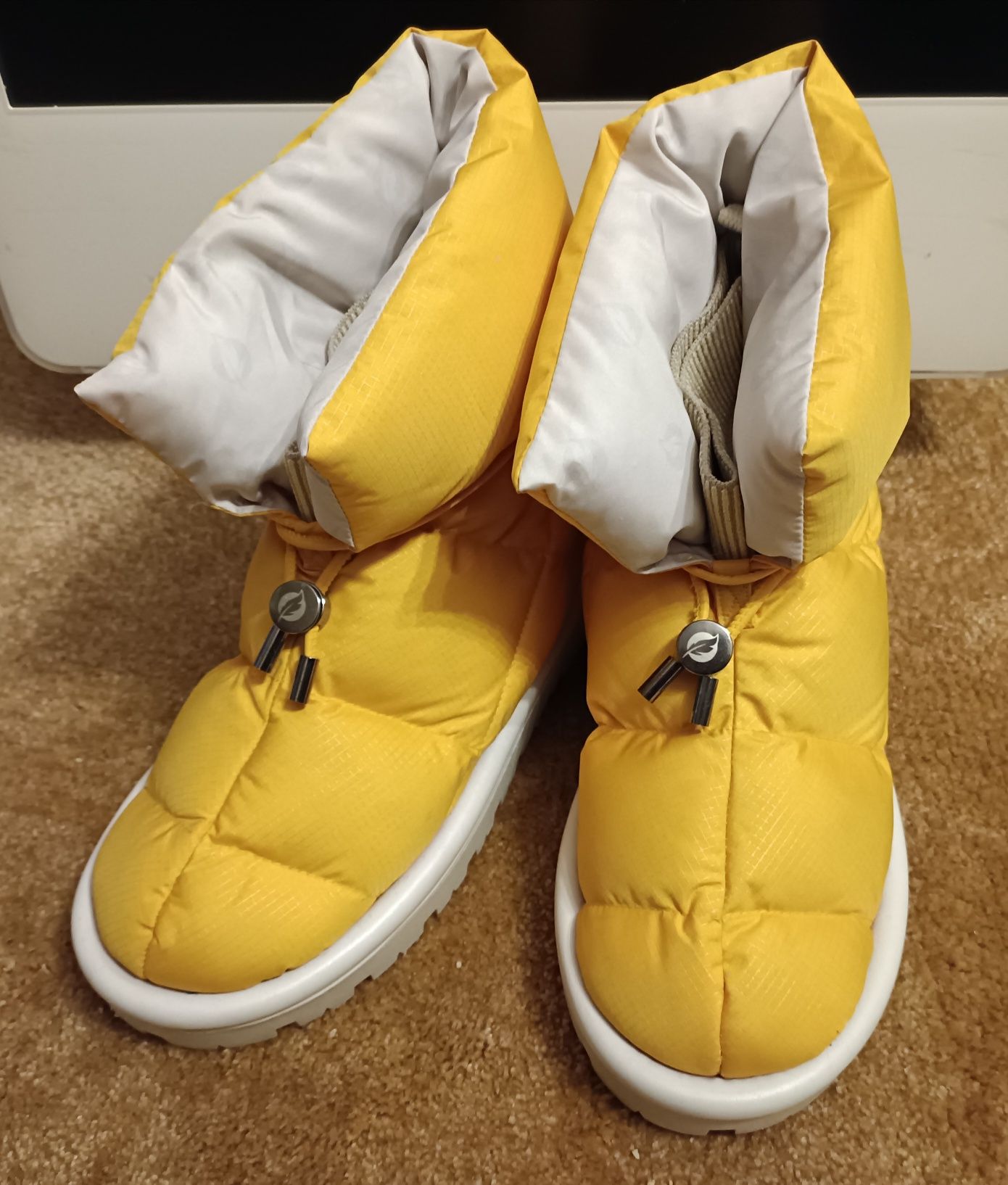 Buty damskie Flufie rozmiar 37 Yellow/Nowe