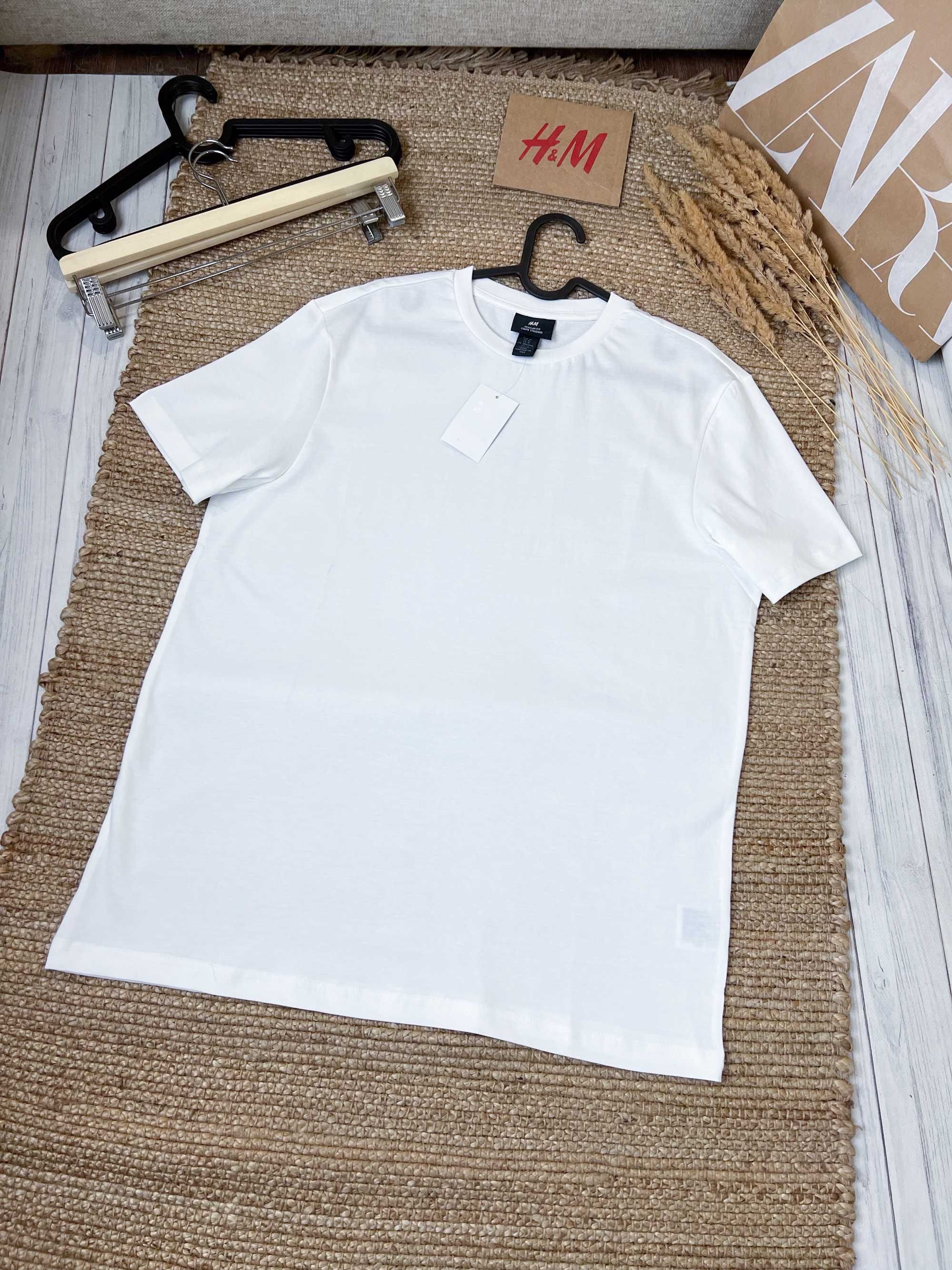Чоловічі футболки в різних кольорах regular fit H&M, Р - S, M, L, XL