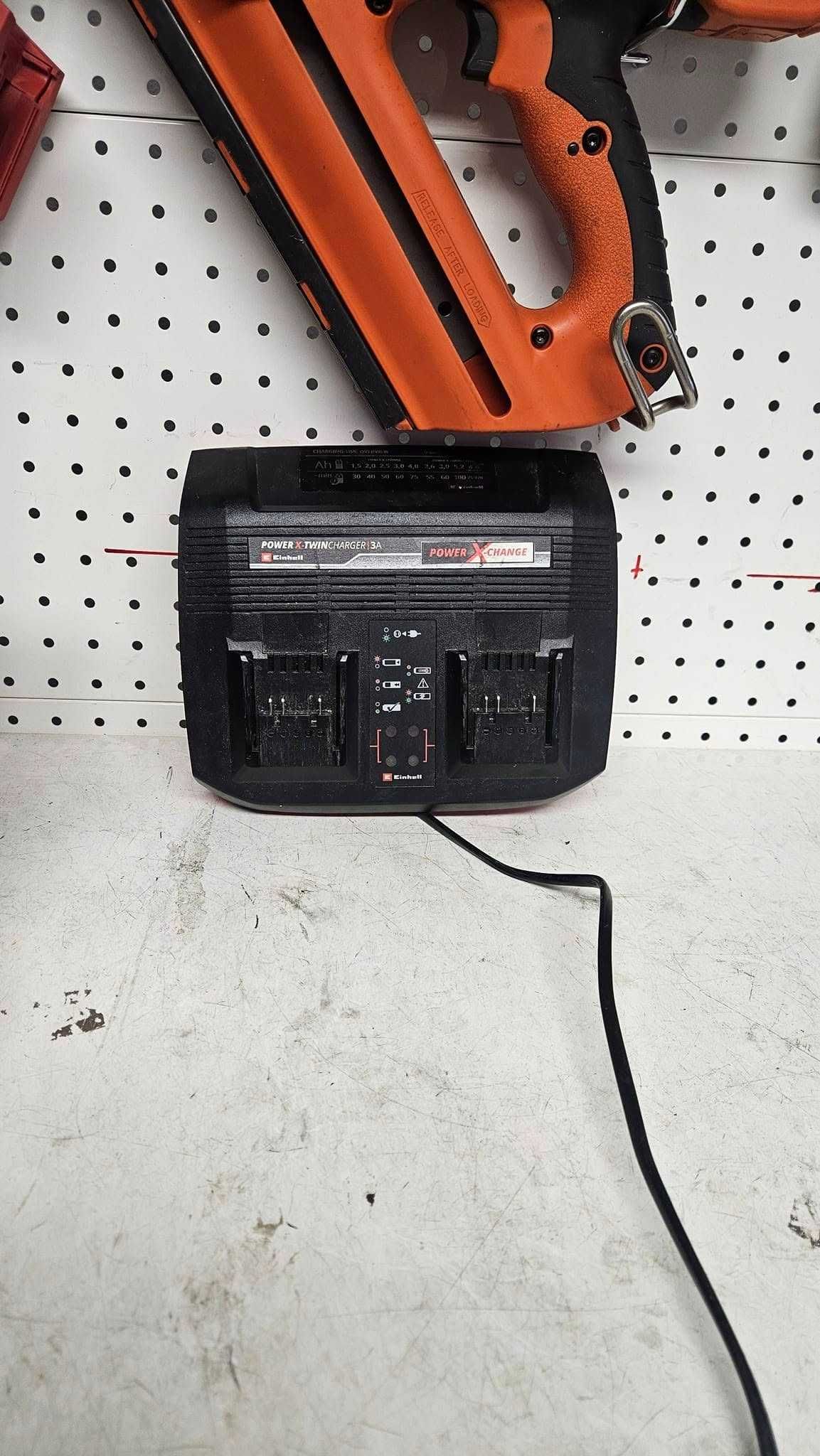 Ładowarka Einhell Power X-Twincharger 3 A