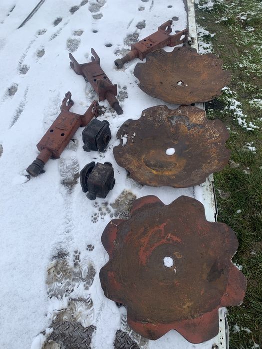 Продам деталі до дискової БДТ