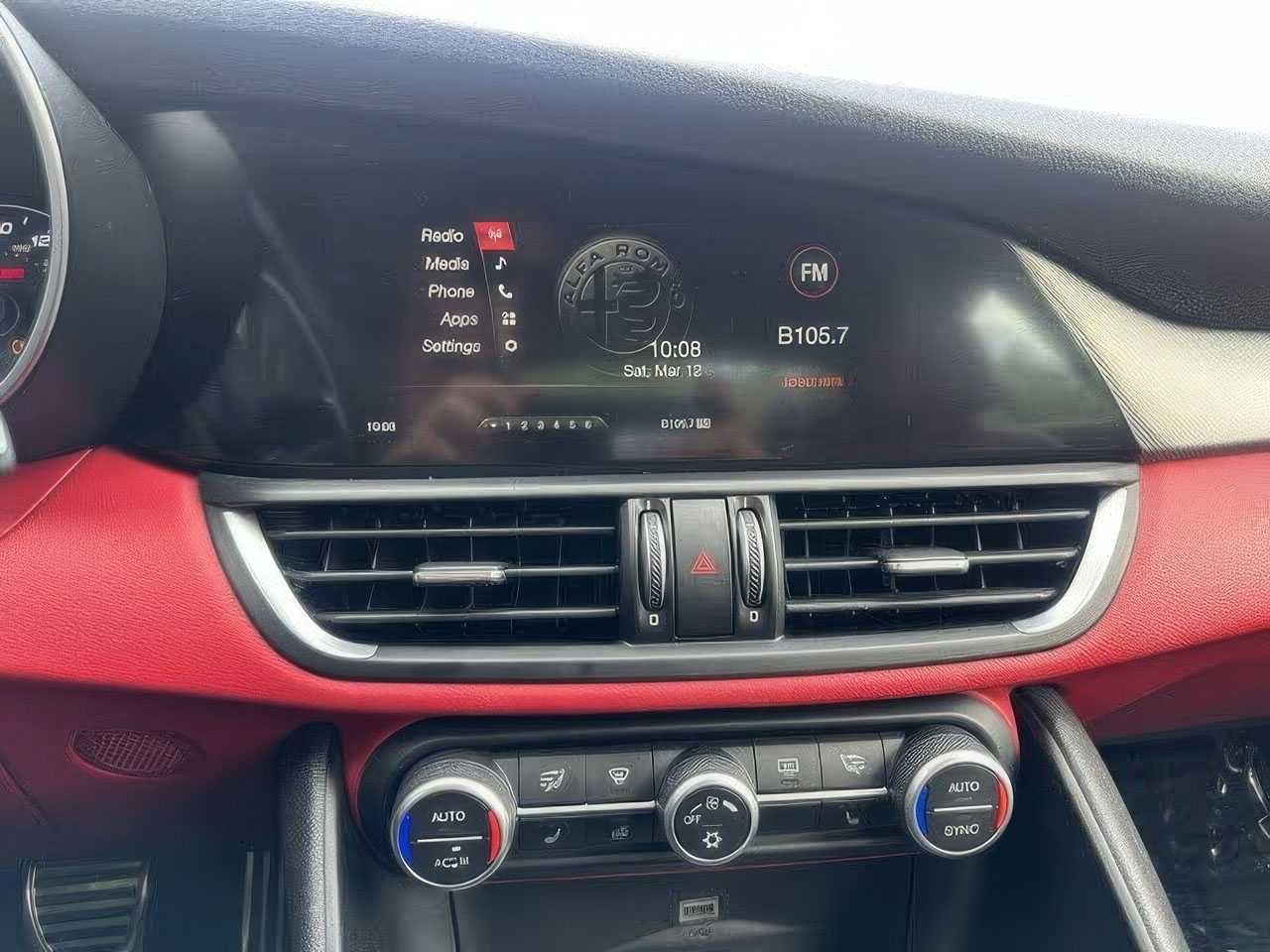 Alfa Romeo	GIULIA		 	2017
