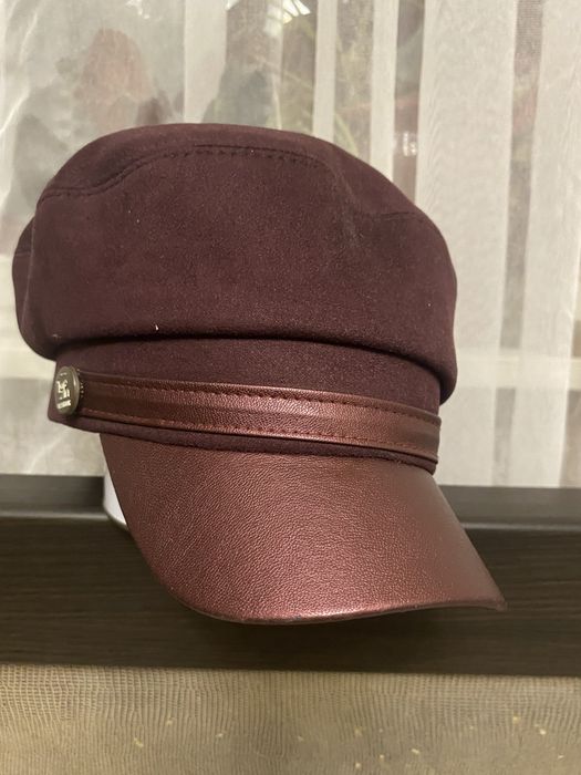 Кепка жіноча на флісі всередині