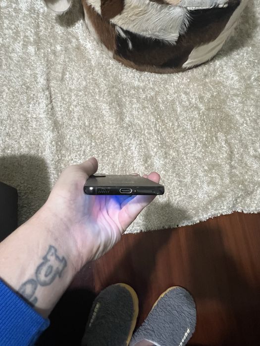 Samsung s22 como novo ecra sem um  risco o telemovel esta imaculado