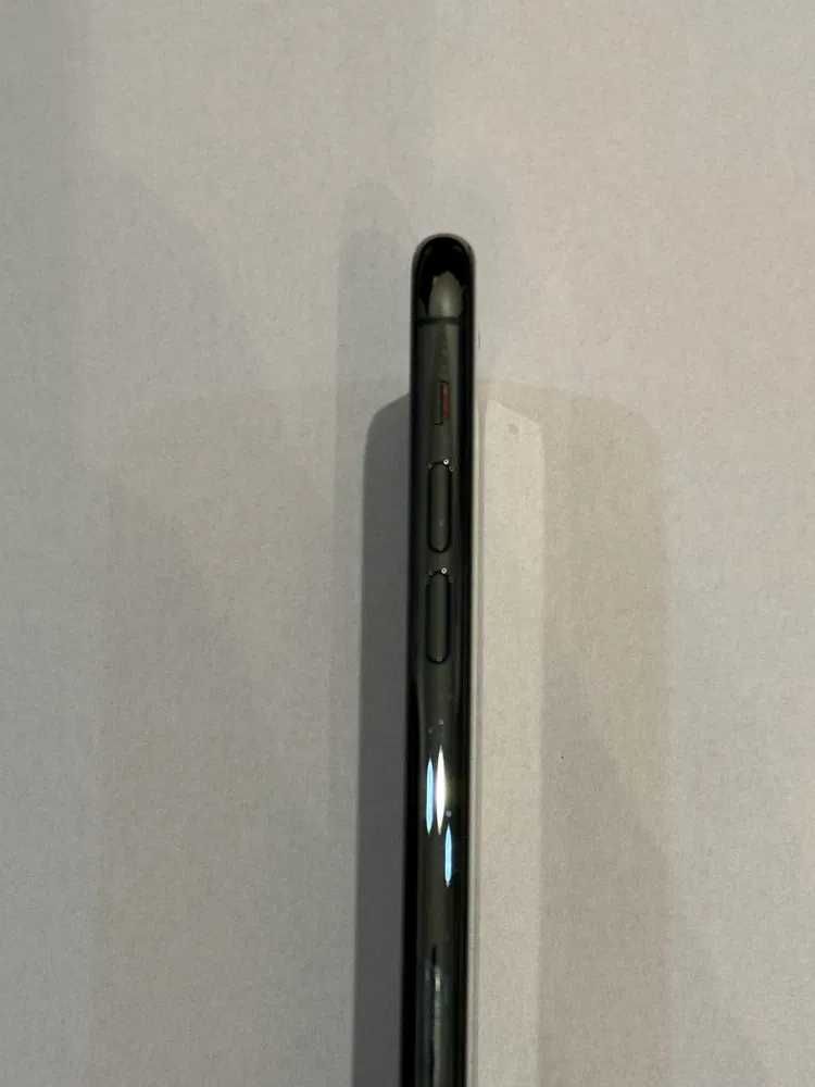 Apple iPhone 11 Pro 256GB Midnight Green wraz z Etui Spigen i Ładowark