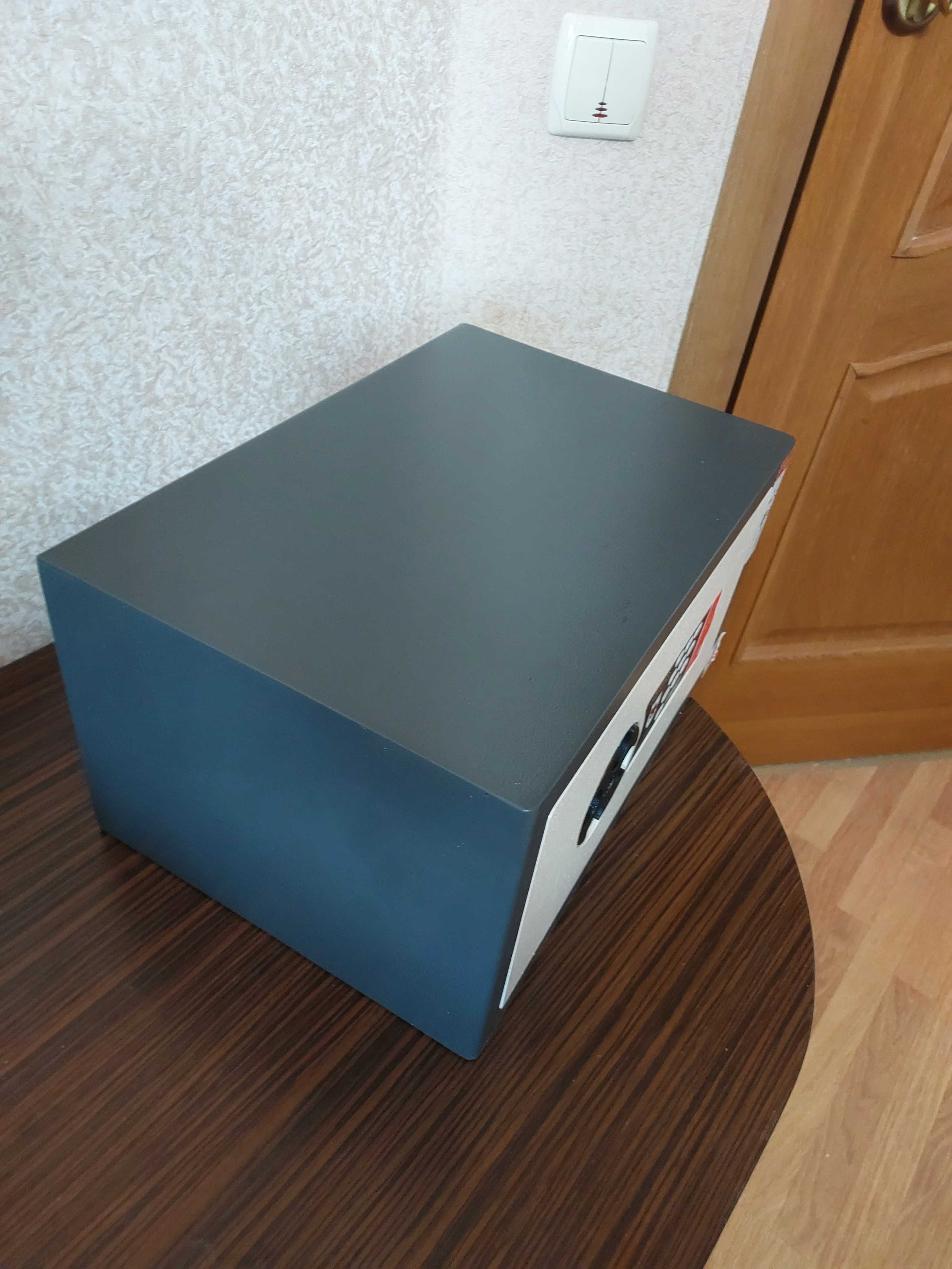 Продам мебельный сейф Grifon s.20.e