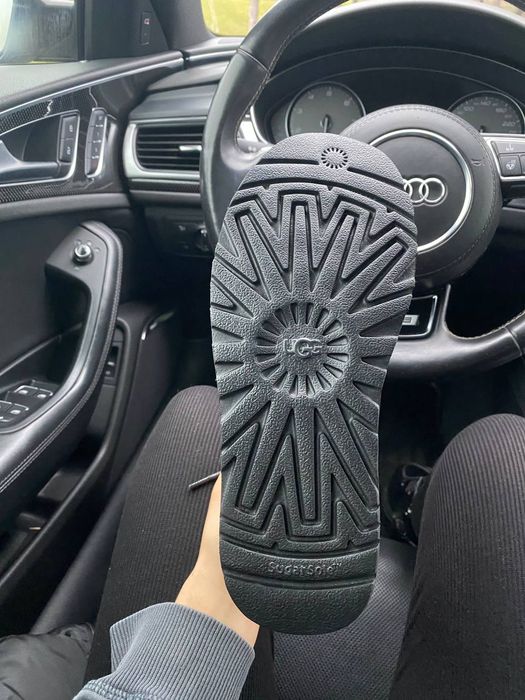 Уггі Чоловічі UGG Neumel Leather Black (Шкіра) Size 44 Скидка