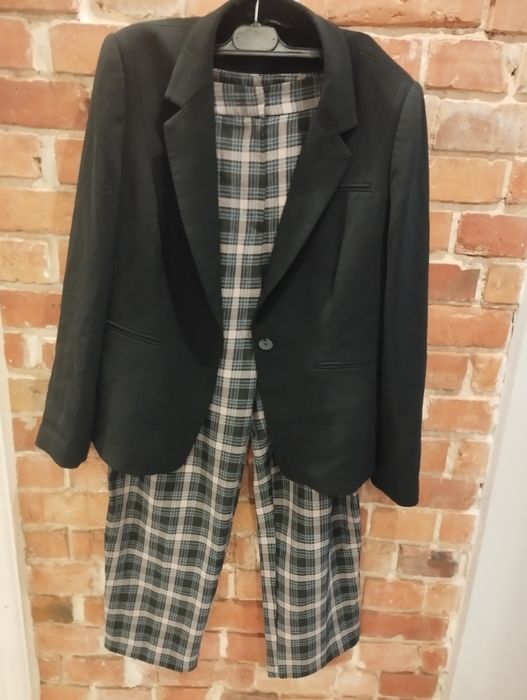 Zestaw damski marynarka spodnie