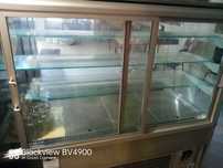 Vitrine de bolos ou sobremesas