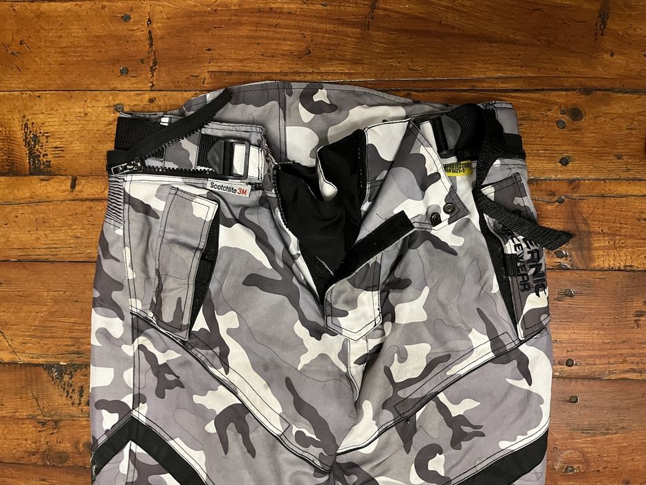 Чоловічі мотоштани