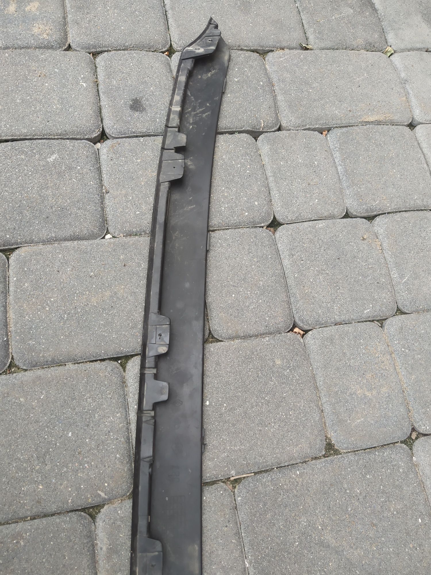 Renault Captur 13- 13-17 listwa zderzaka przód przednia spoiler guma