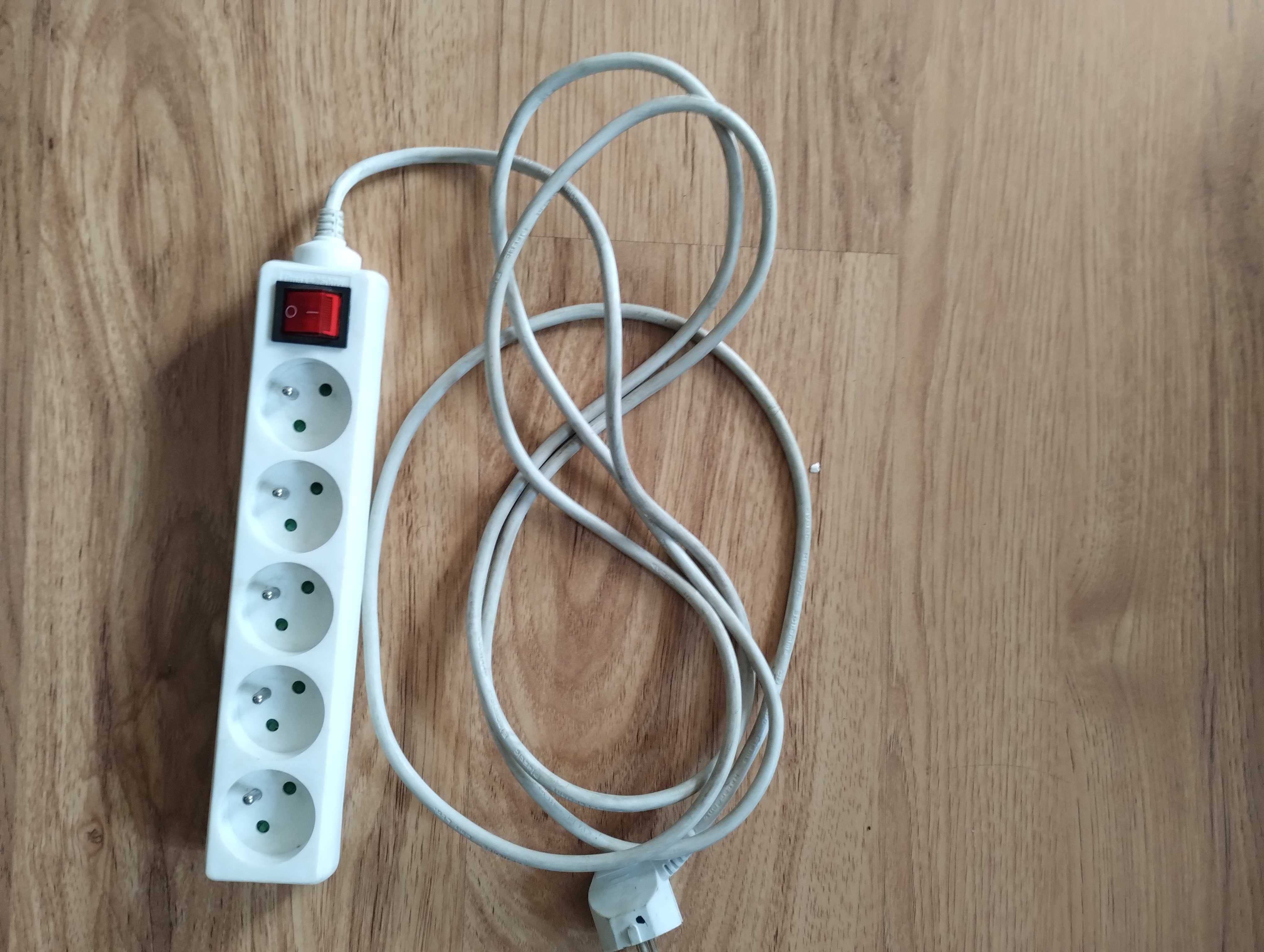 Listwa zasilająca przedłużacz sieci. 5 gniazd 3 m Zext DX5FSA-3 Okazja