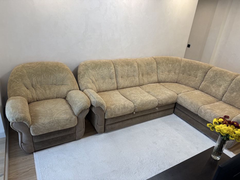 Продам диван и кресло в отличном состоянии