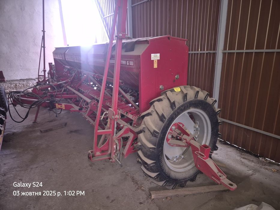 Сівалка червона зірка АСТРА 6 м.