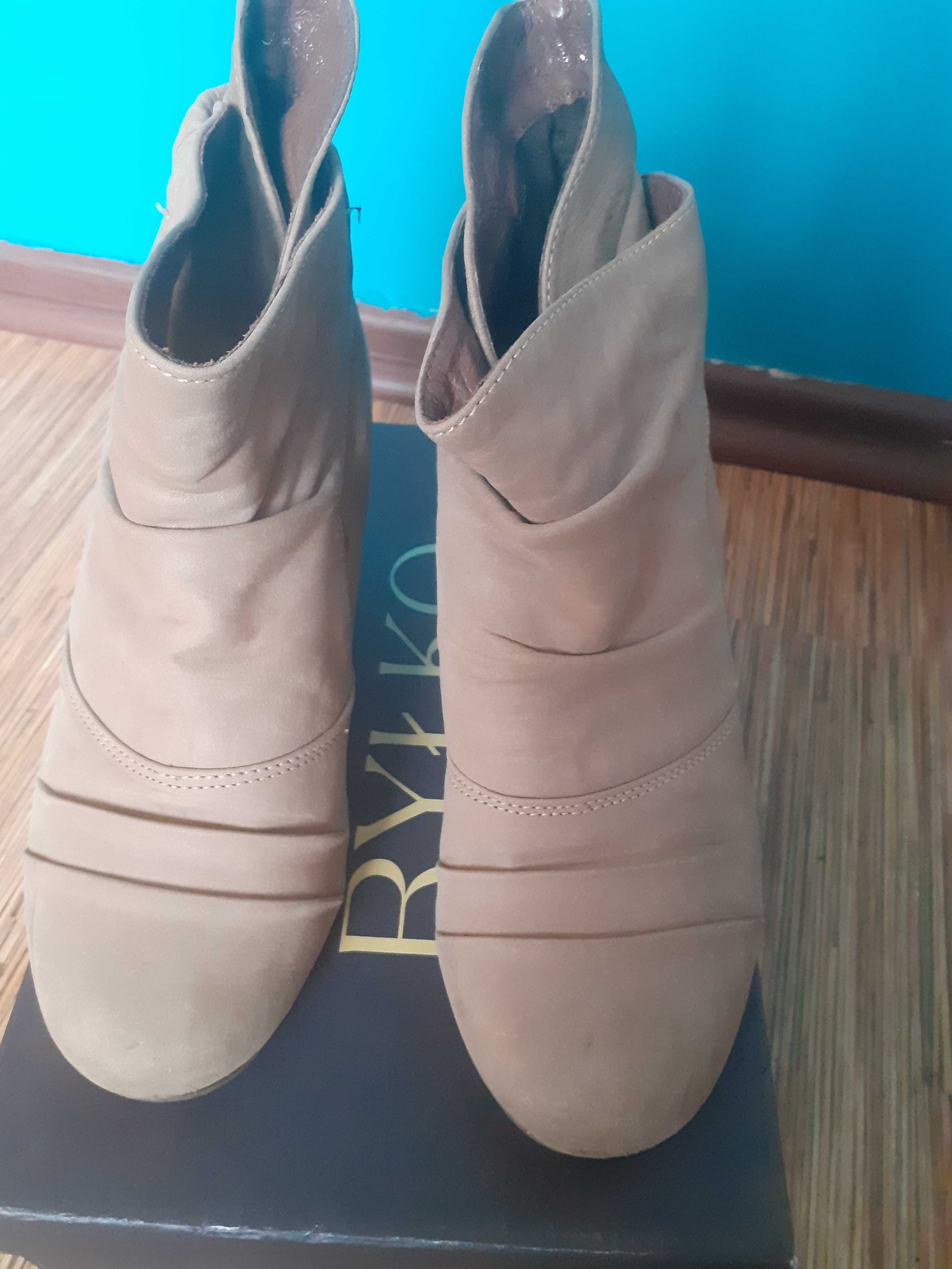 Buty botki Lasocki rozmiar 37 Długość wkladki 24 cm skóra tanio