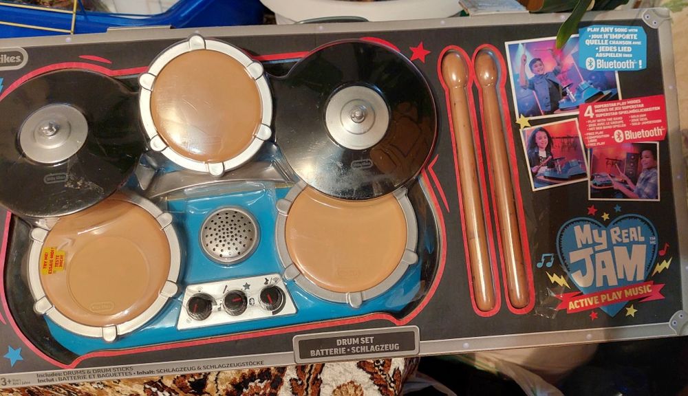 Продам детскую барабанную установку!