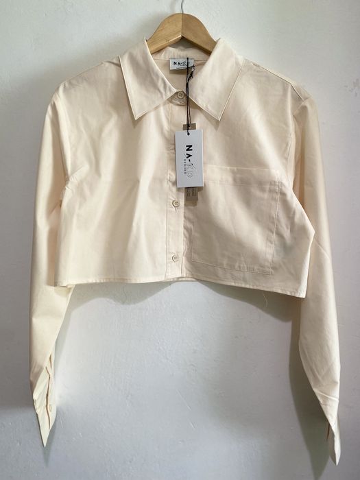 Top NA-KD , novo com etiqueta