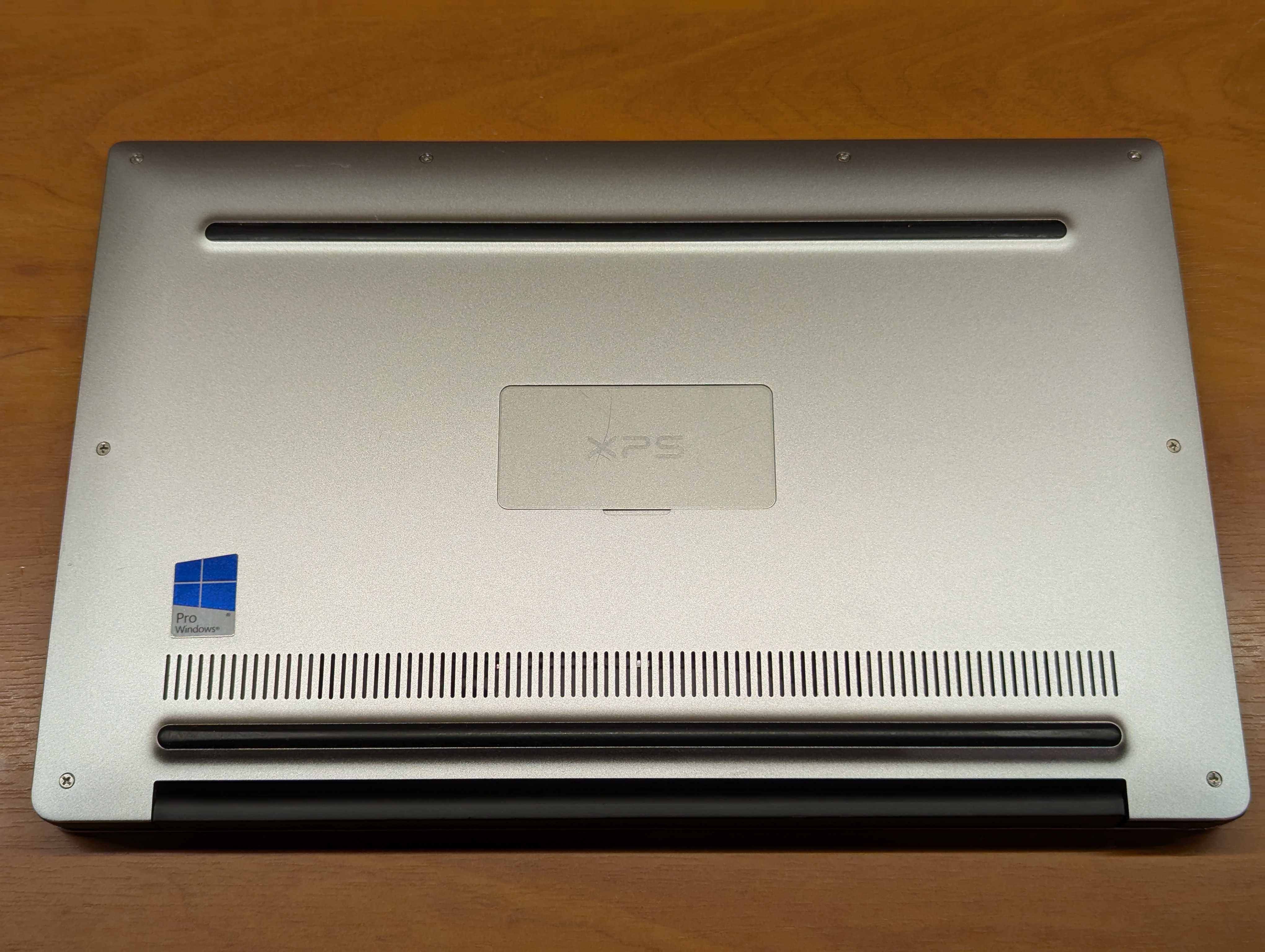 Dell XPS 13 9360, FHD IPS, i5-7300U, 8 RAM, 256 ssd m.2