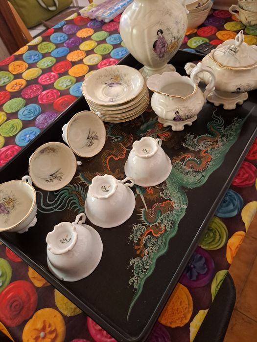 2 conjuntos de chá e café da vista alegre com imagens chinesas