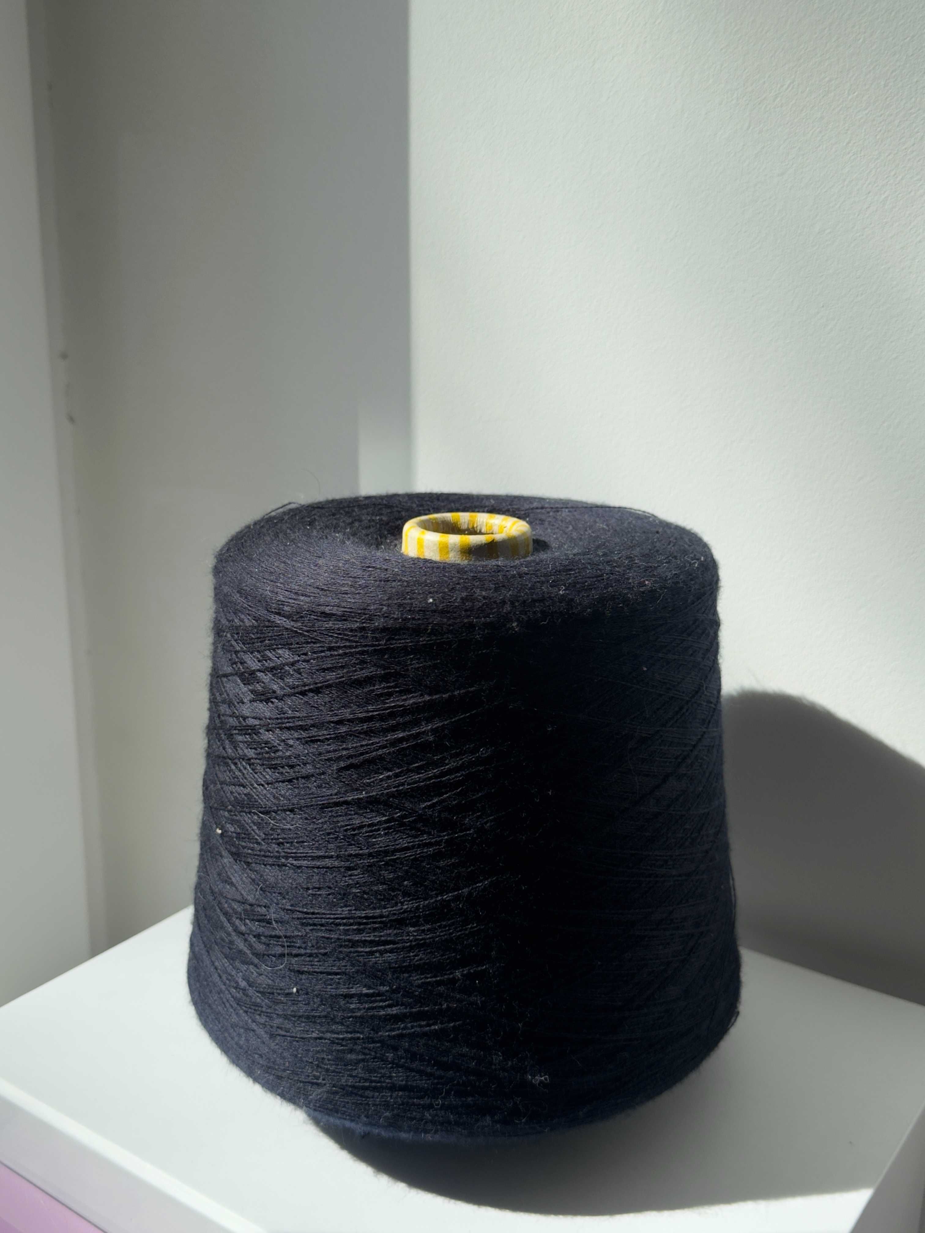 Przędza dziewiarska Czarna 100g (100g = 1250m) – Miroglio