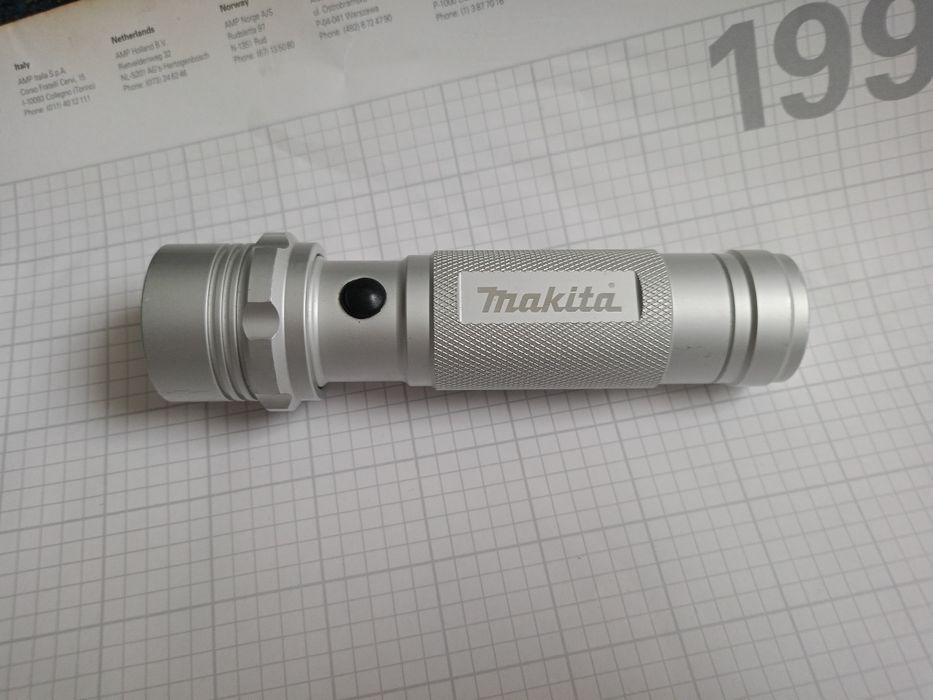 Latarka LED Makita