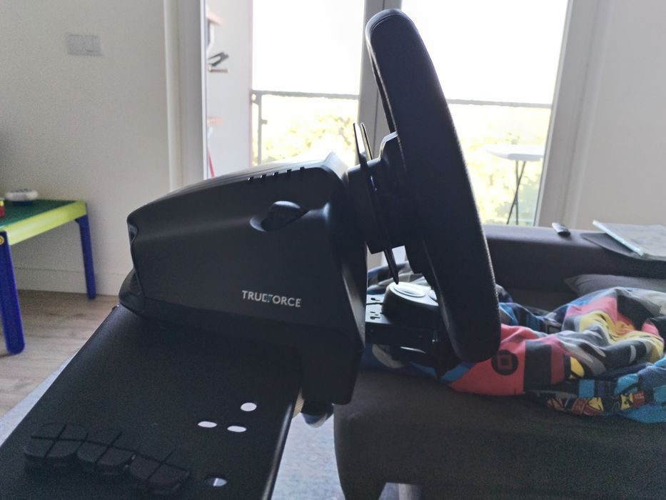 Logitech G923 com H shifter