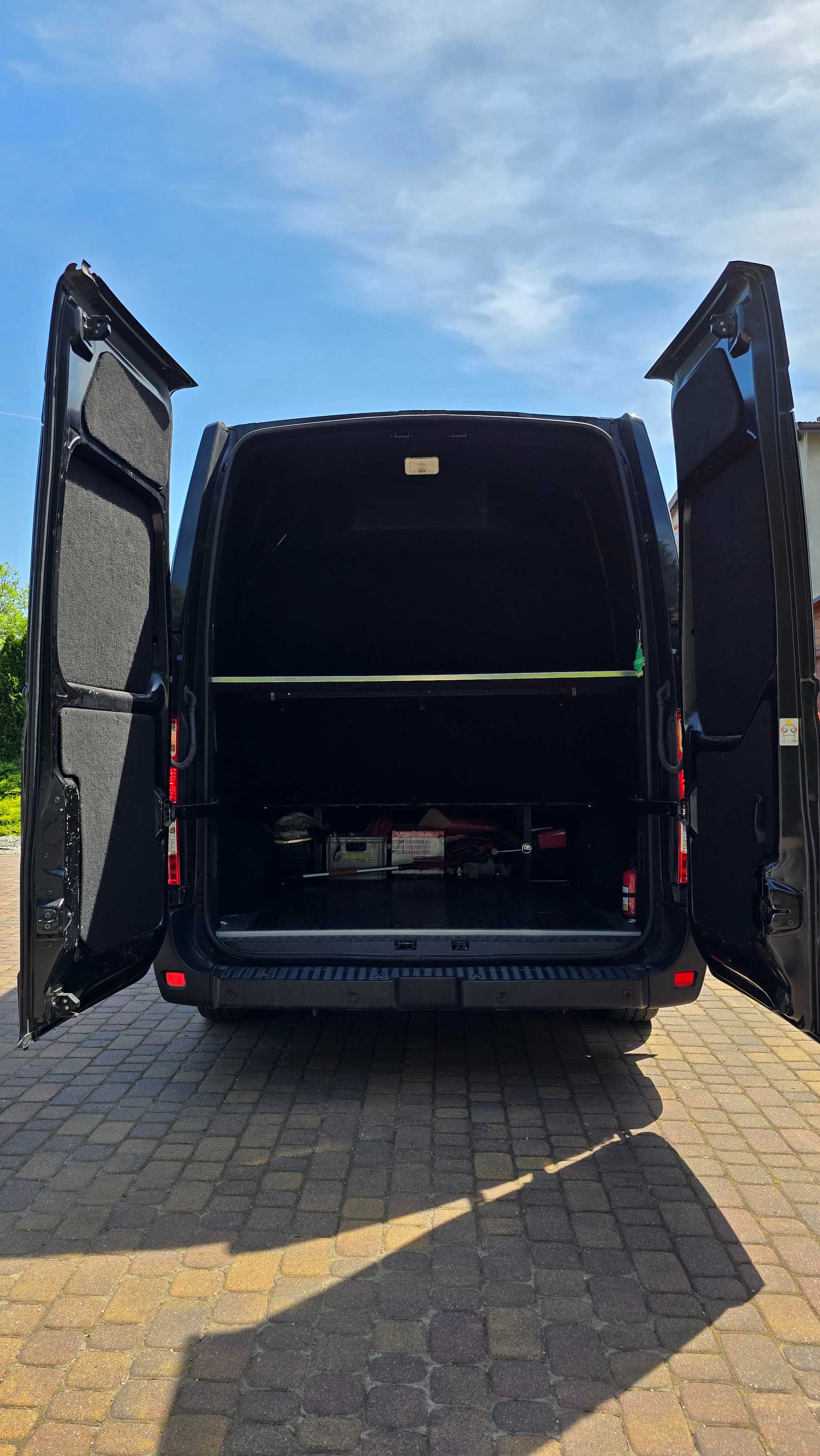 Wynajem busów 9 osobowych - Renault Master 2016r. 2.3 165KM - Rędziny