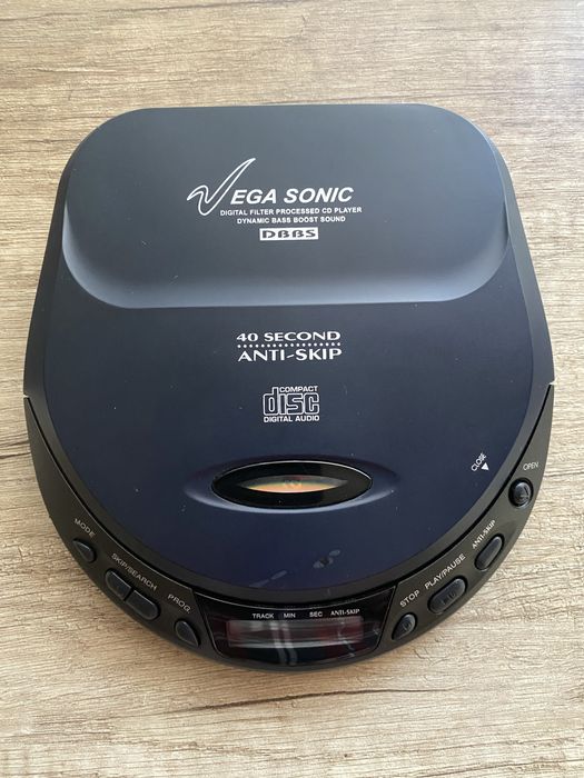 Портативний CD - плеєр Vega Sonik