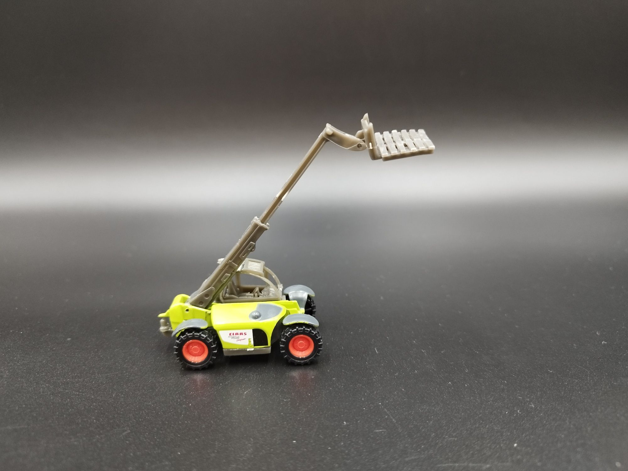 1:58 Norev Mini-jet Claas Scorpion  7040 model model nowy,