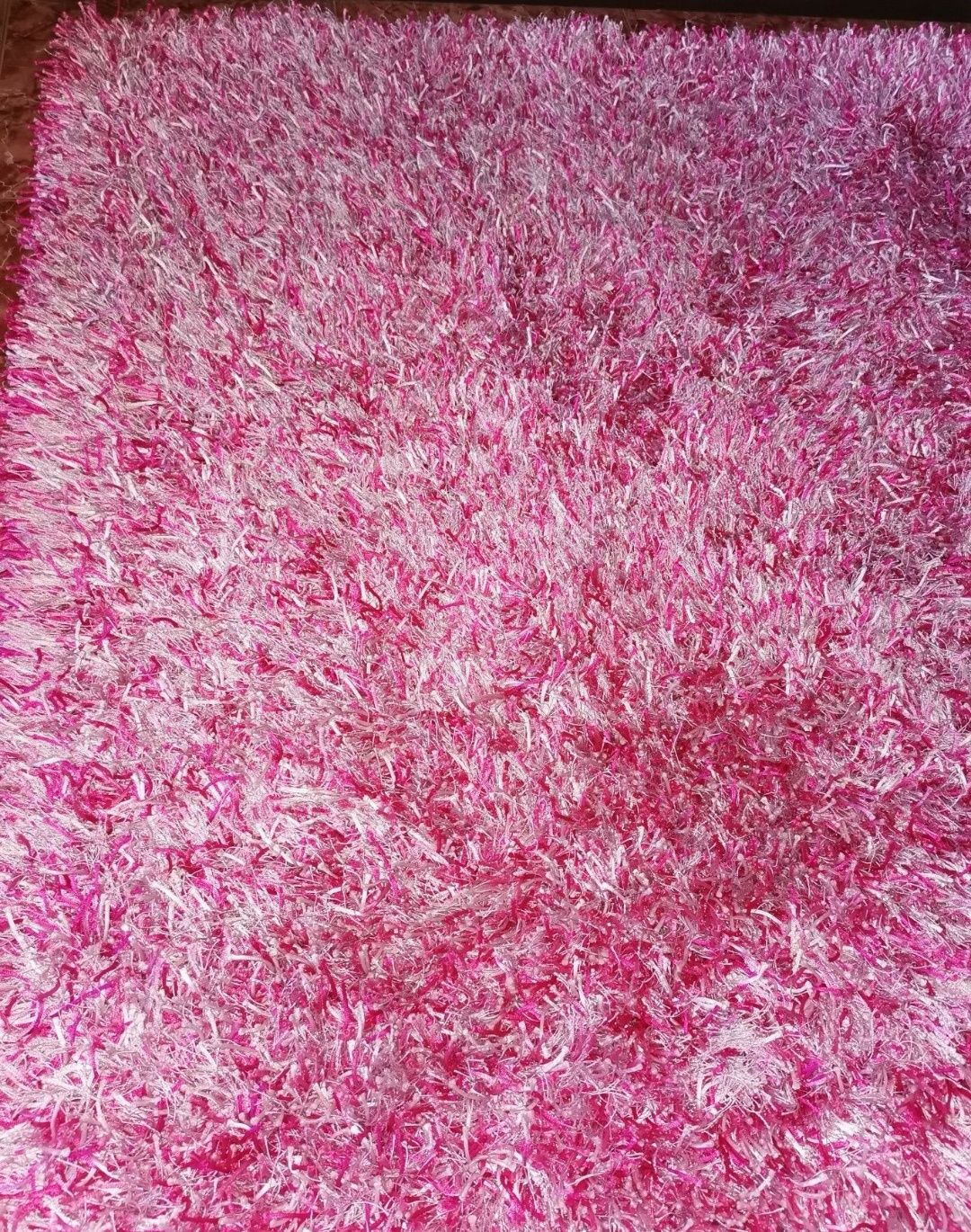Carpete nova cor de rosa