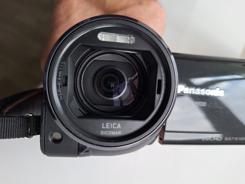 Продам відеокамеру PANASONIC HDC-TM900EEK   G1HX00169 
S.№ - G1HX00169