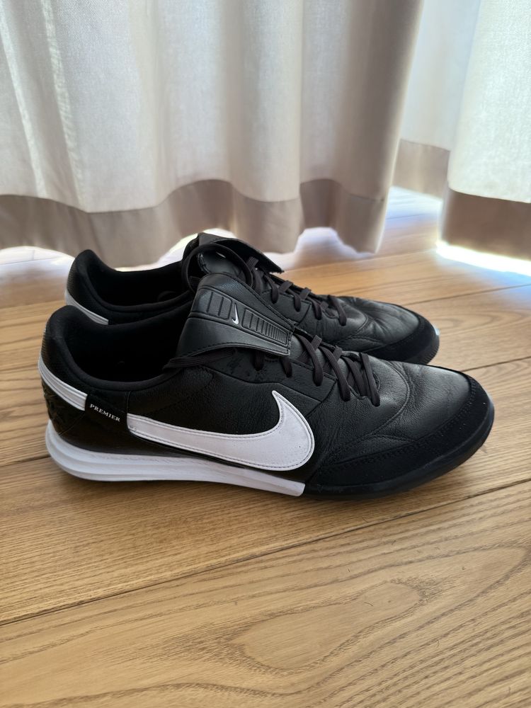Сороконіжки Nike Premier III TF. Розмір 45