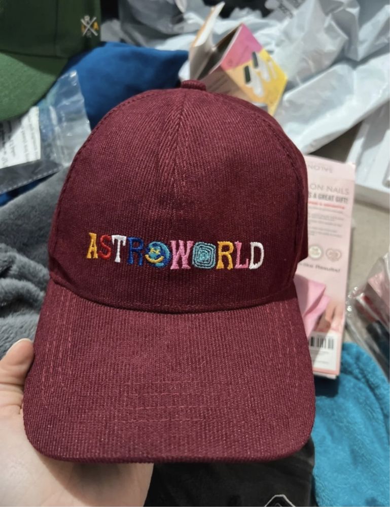 Cap astroworld bordo