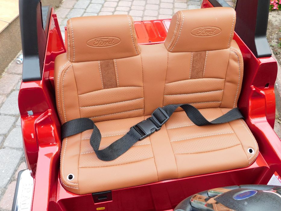 Pojazd na akumulator FORD RANGER 4x4 terenówka, na licencji. LAKIER