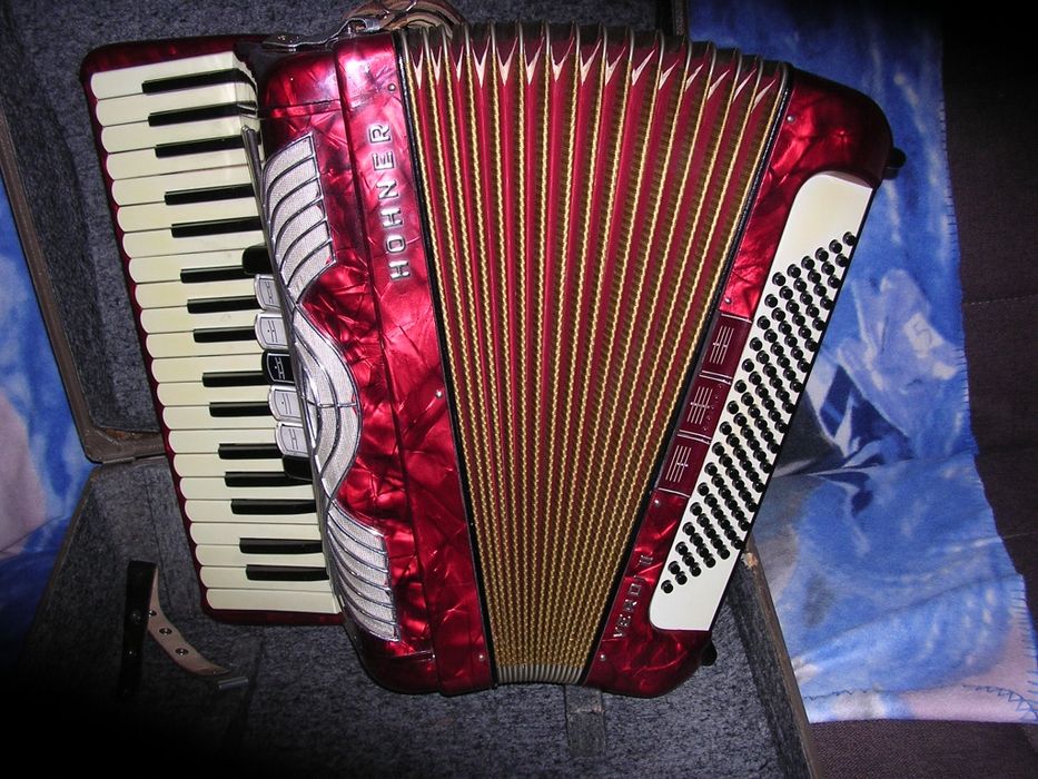 Akordeon Hohner Verdi II 96 basów