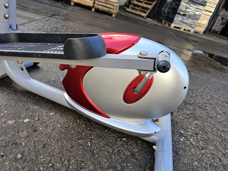 Orbitrek mechaniczny z regulacją obciążenia, licznik puls