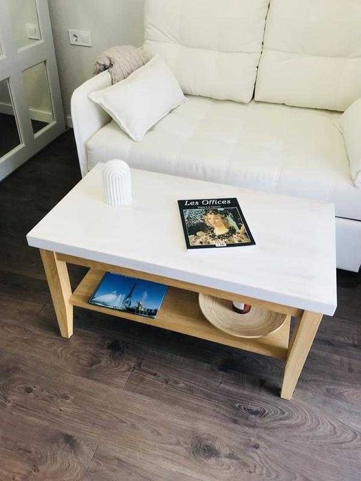 Стильний дубовий столик