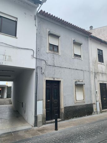 Centro de Cantanhede Moradia/apartamentos e terreno