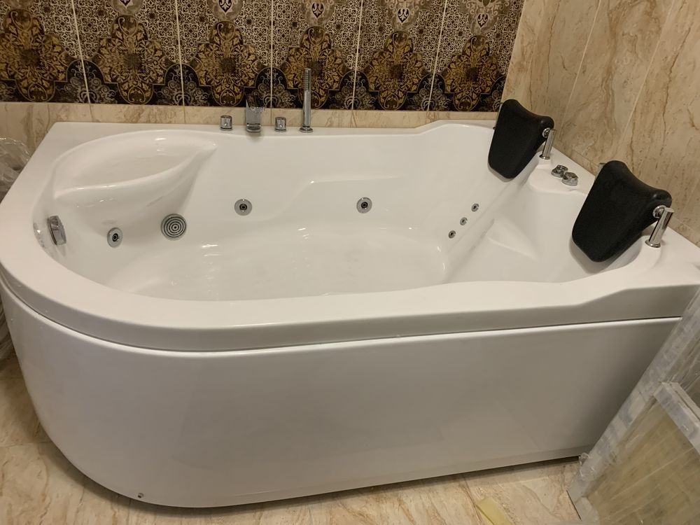 Гидромассажные ванна Ванна акриловая Royal Bath