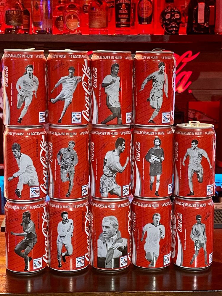 Lotes de latas coca-cola